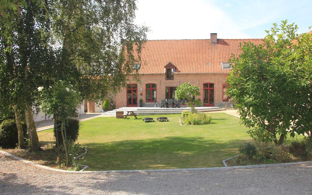 Au Coeur Des Hotes Steenvoorde Екстер'єр фото