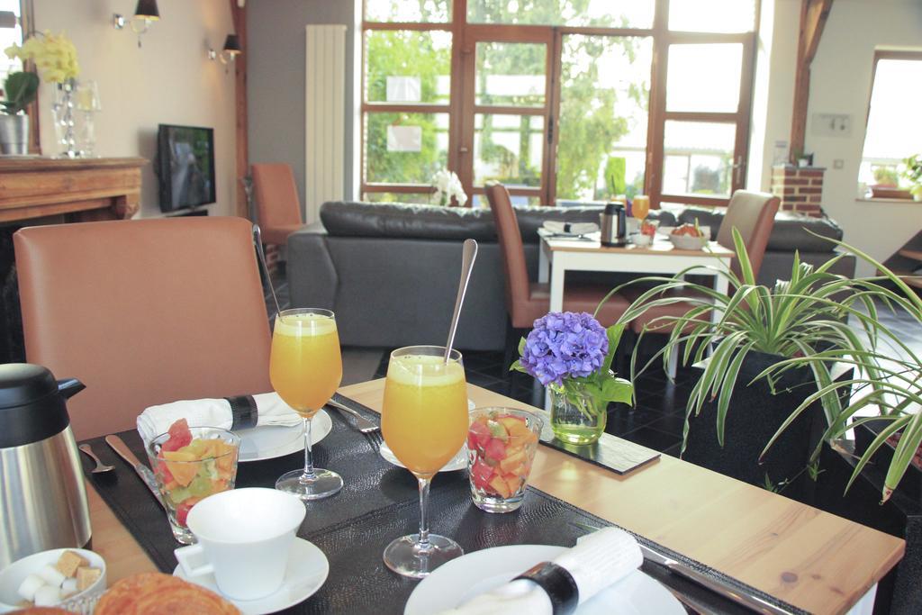 Au Coeur Des Hotes Steenvoorde Екстер'єр фото